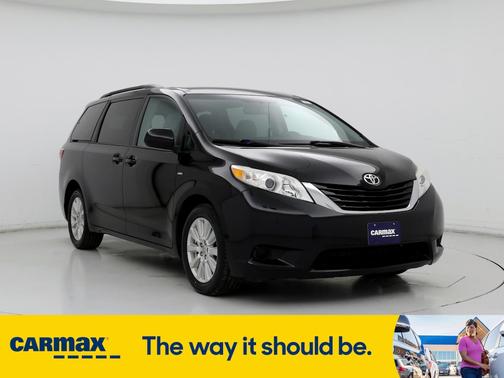 2017 Toyota Sienna LE