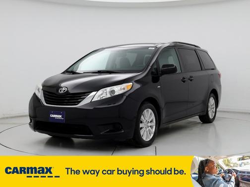 2017 Toyota Sienna LE