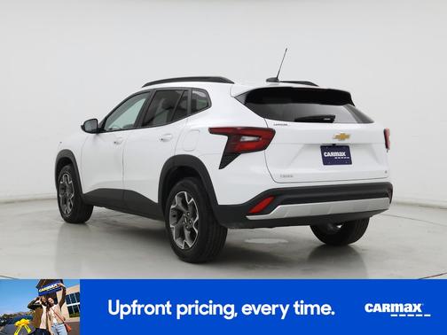 White 2025 Chevrolet Trax LT