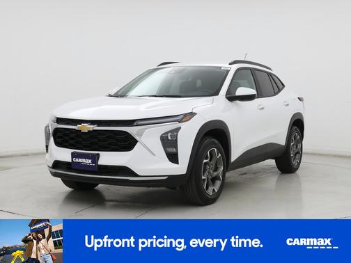 White 2025 Chevrolet Trax LT