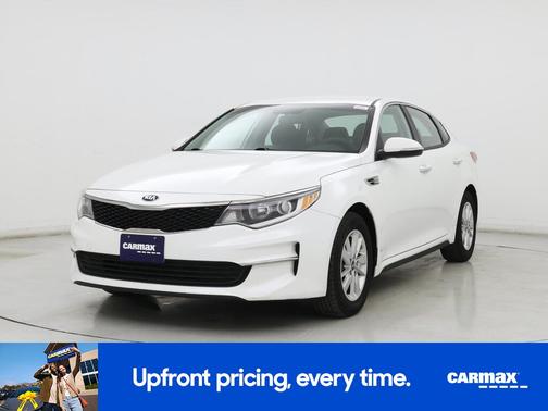 White 2018 Kia Optima LX