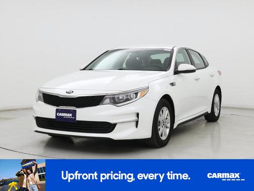 White 2018 Kia Optima LX