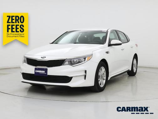 White 2018 Kia Optima LX
