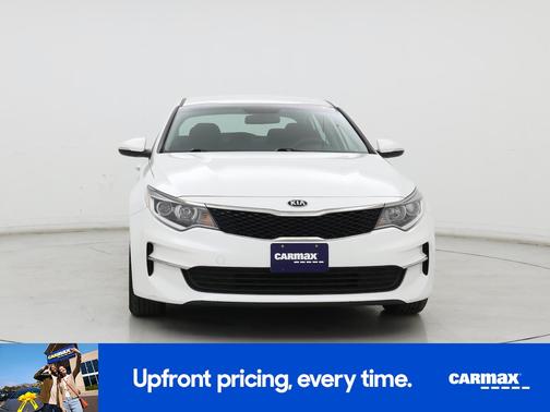 White 2018 Kia Optima LX