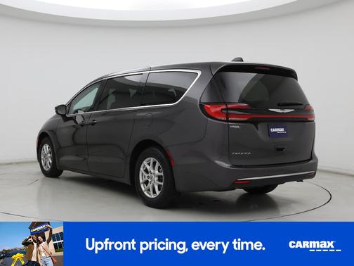 Gray 2023 Chrysler Pacifica Touring L