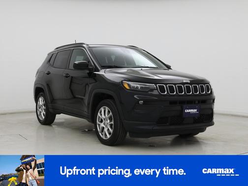 Black 2023 Jeep Compass Latitude Lux