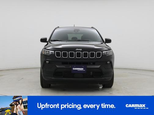 Black 2023 Jeep Compass Latitude Lux