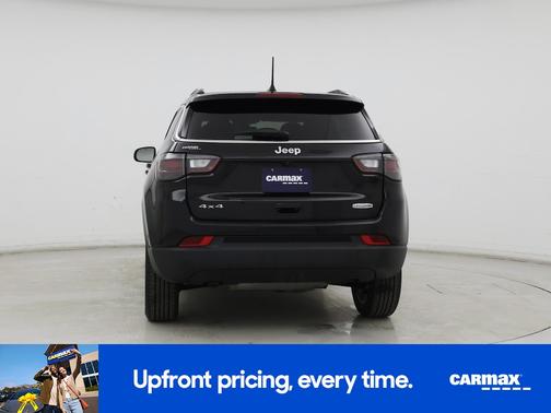 Black 2023 Jeep Compass Latitude Lux