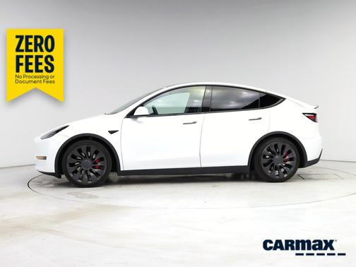 White 2023 Tesla Model Y