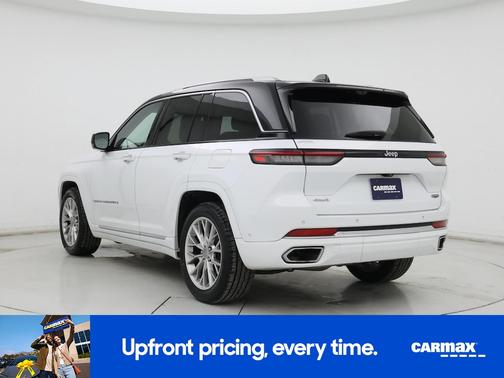 2022 Jeep Grand Cherokee Summit