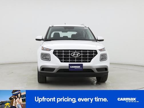 White 2025 Hyundai VENUE SEL