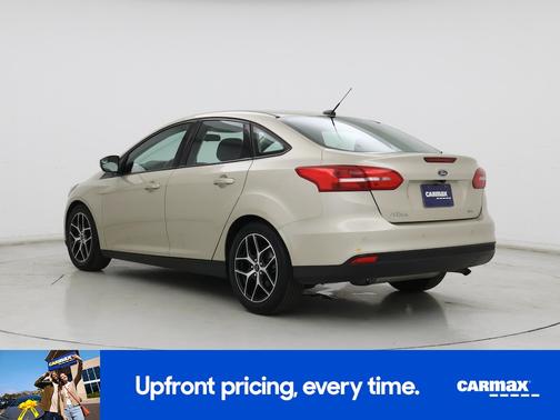Gold 2018 Ford Focus SEL