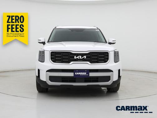 White 2025 Kia Telluride S