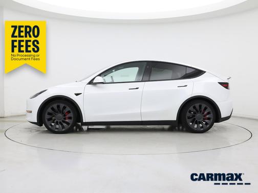 White 2024 Tesla Model Y Performance