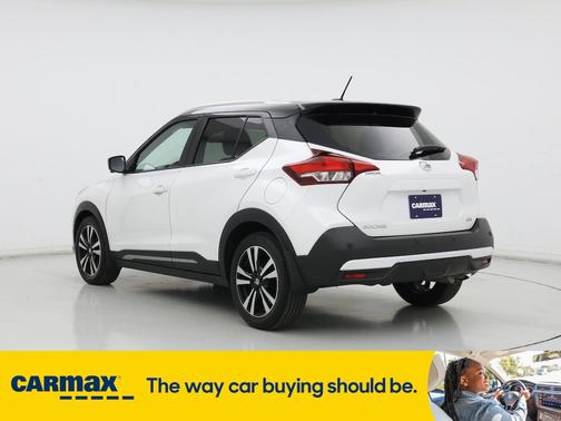 2020 Nissan Kicks SR