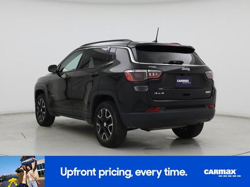 Black 2022 Jeep Compass Latitude
