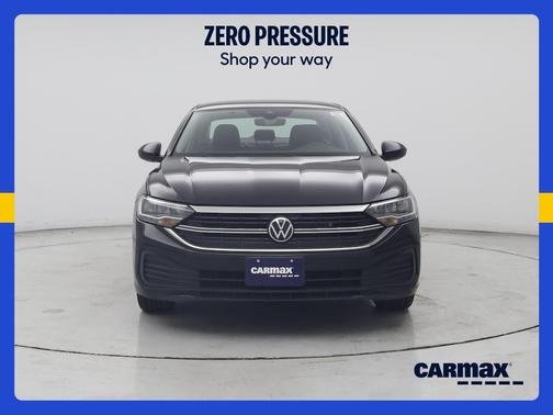 Black 2024 Volkswagen Jetta SE