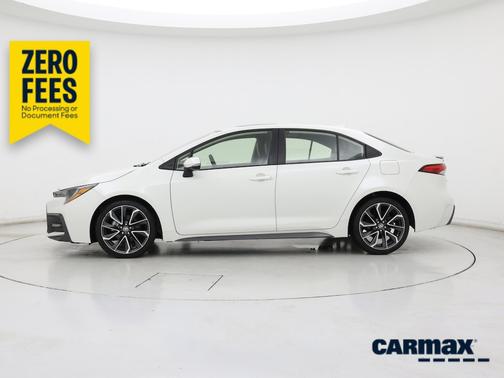 White 2021 Toyota Corolla XSE