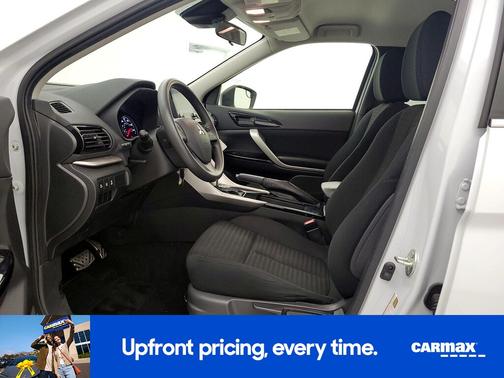 White 2022 Mitsubishi Eclipse Cross LE