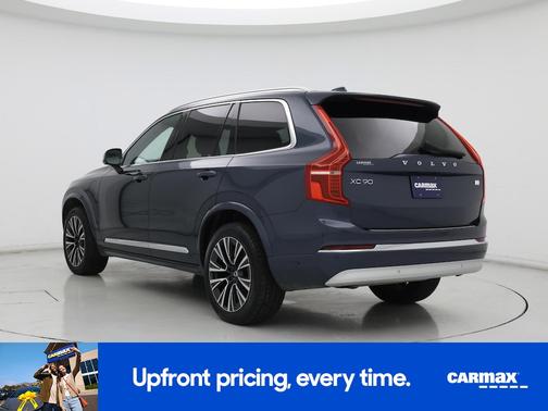 2022 Volvo XC90 Recharge Plug-In Hybrid T8 Inscription Expression