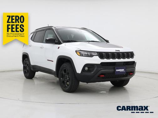 White 2024 Jeep Compass Trailhawk