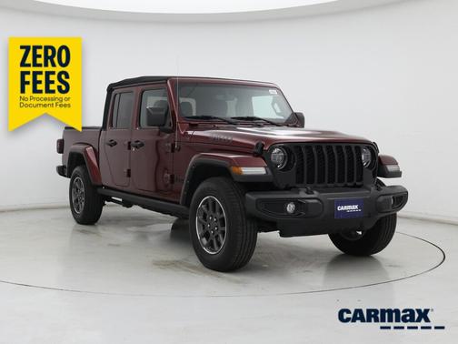 Burgundy 2022 Jeep Gladiator Willy's