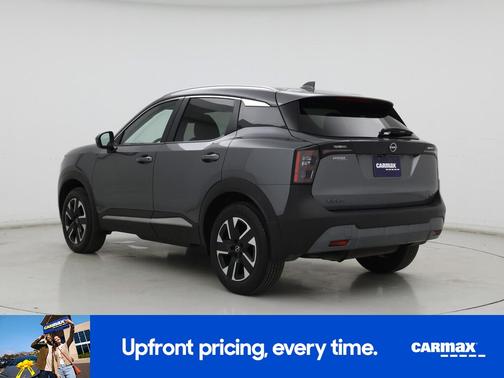 Gray 2025 Nissan Kicks SV