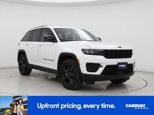 White 2024 Jeep Grand Cherokee Altitude X