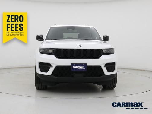 White 2024 Jeep Grand Cherokee Altitude X