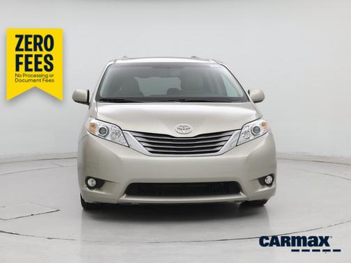 Tan 2016 Toyota Sienna XLE Premium
