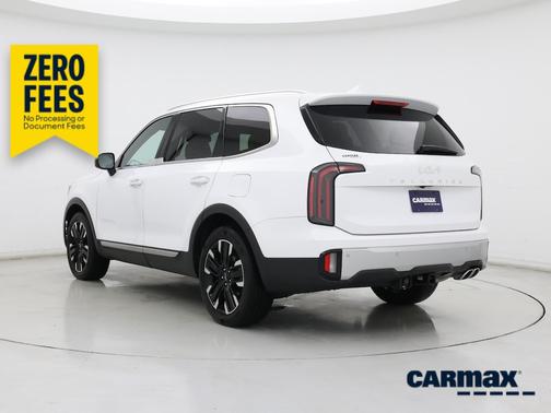 White 2024 Kia Telluride SX