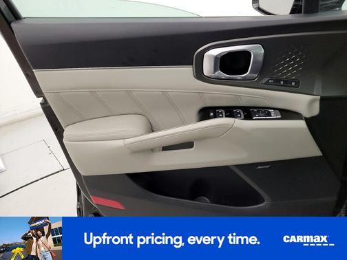 Black 2023 Kia Sorento Hybrid SX Prestige