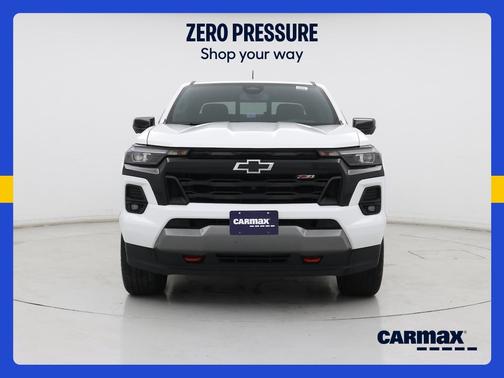 White 2023 Chevrolet Colorado Z71