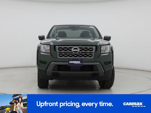 Green 2022 Nissan Frontier SV