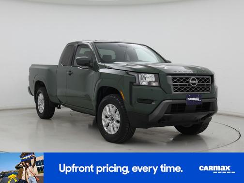 Green 2022 Nissan Frontier SV