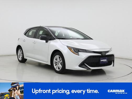 White 2021 Toyota Corolla Hatchback SE