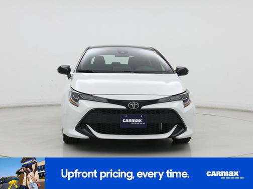 White 2021 Toyota Corolla Hatchback SE