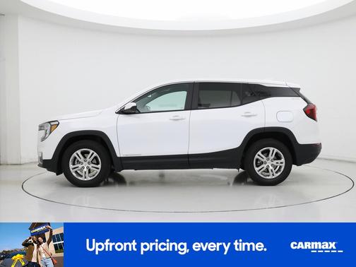 White 2024 GMC Terrain SLE