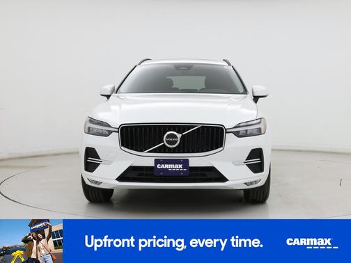 White 2023 Volvo XC60 B5 Core