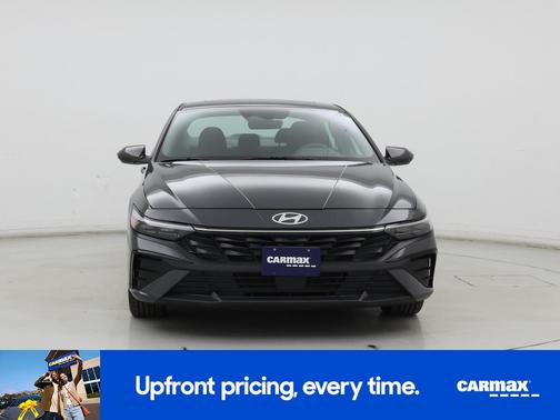 Gray 2025 Hyundai ELANTRA SEL Convenience