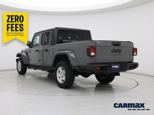 Gray 2022 Jeep Gladiator Sport S