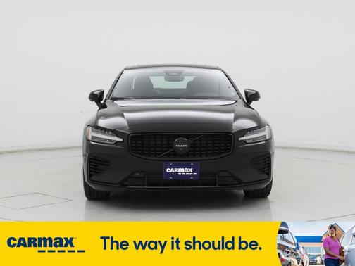2023 Volvo S60 Recharge Plug-In Hybrid T8 Plus Black Edition