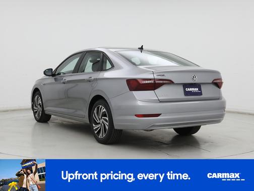 Gray 2021 Volkswagen Jetta SEL