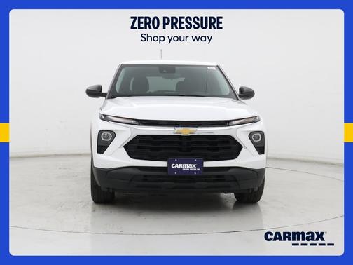 White 2025 Chevrolet Trailblazer LS