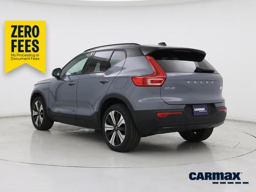 Gray 2023 Volvo XC40 Recharge Pure Electric Twin Plus