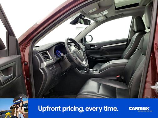 Burgundy 2017 Toyota Highlander SE
