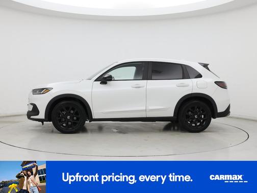 White 2023 Honda HR-V Sport