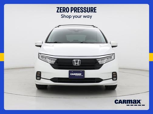 White 2024 Honda Odyssey Elite