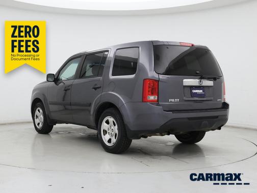 Gray 2015 Honda Pilot LX