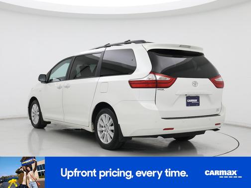 2017 Toyota Sienna XLE